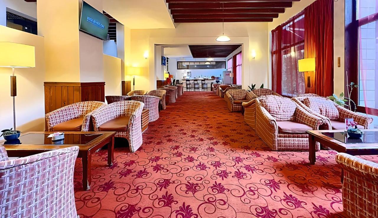 Platinum Hotel And Casino Бансько Екстер'єр фото